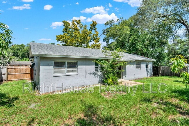 Building Photo - 3705 Rundo Dr