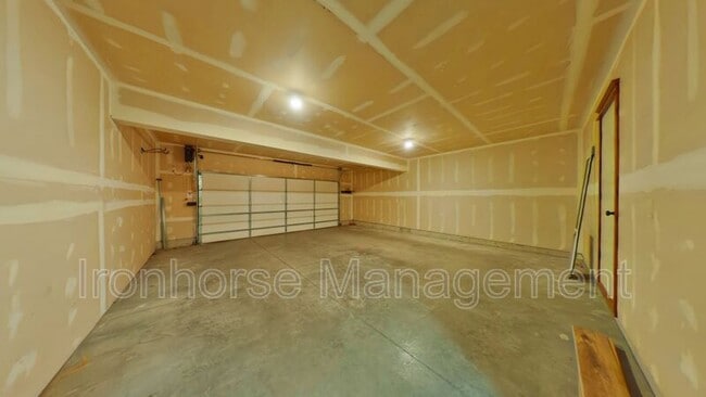 Building Photo - 103 Covey Ct