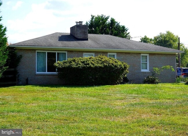Building Photo - 7135 Bowers Rd