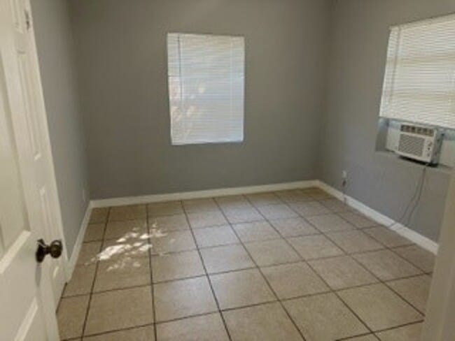 Building Photo - Atlantic 1016 Douglas