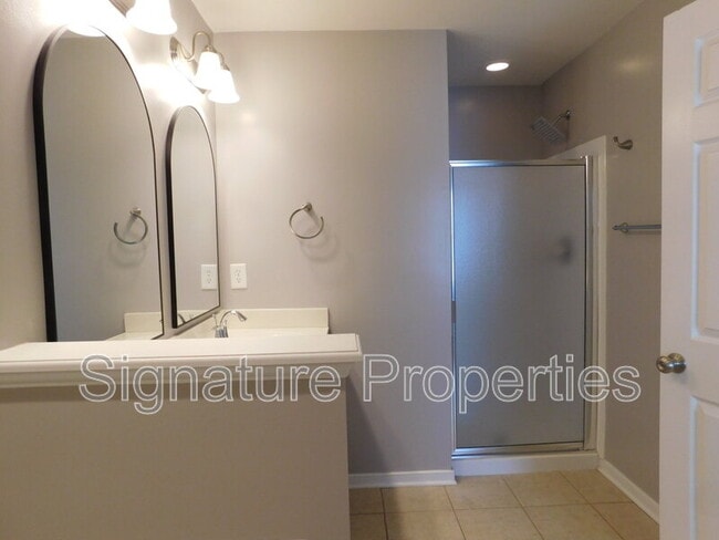 Building Photo - 8197 Belton Cir