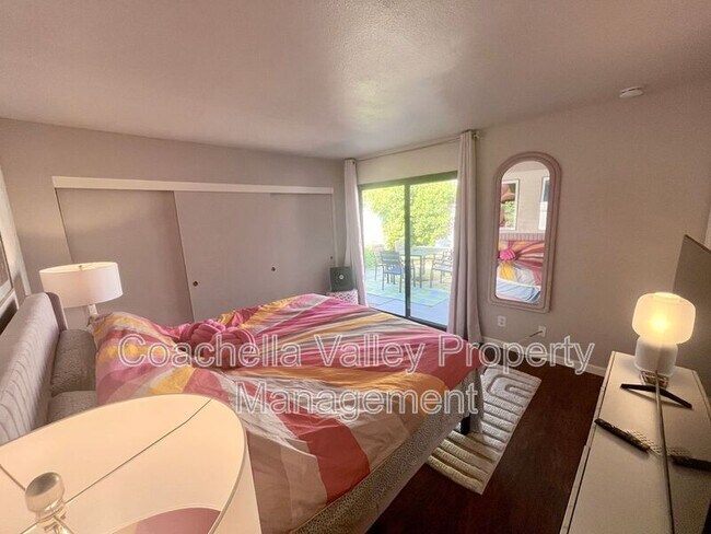 Building Photo - 1310 Campeon Cir