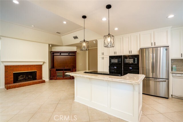 Building Photo - 6161 Eaglecrest Dr