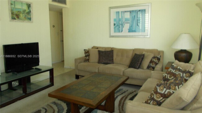 Building Photo - 3161 S Ocean Dr