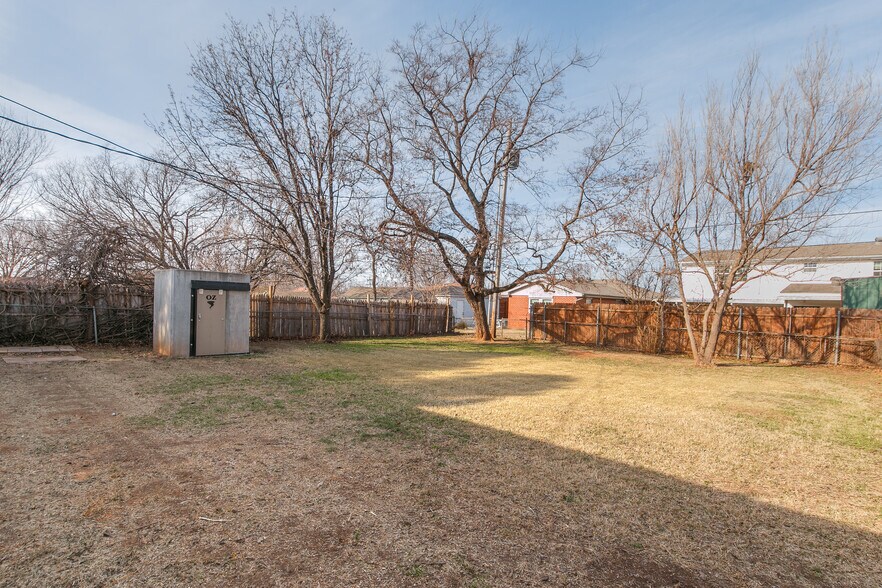 Building Photo - 3012 NW 44th St