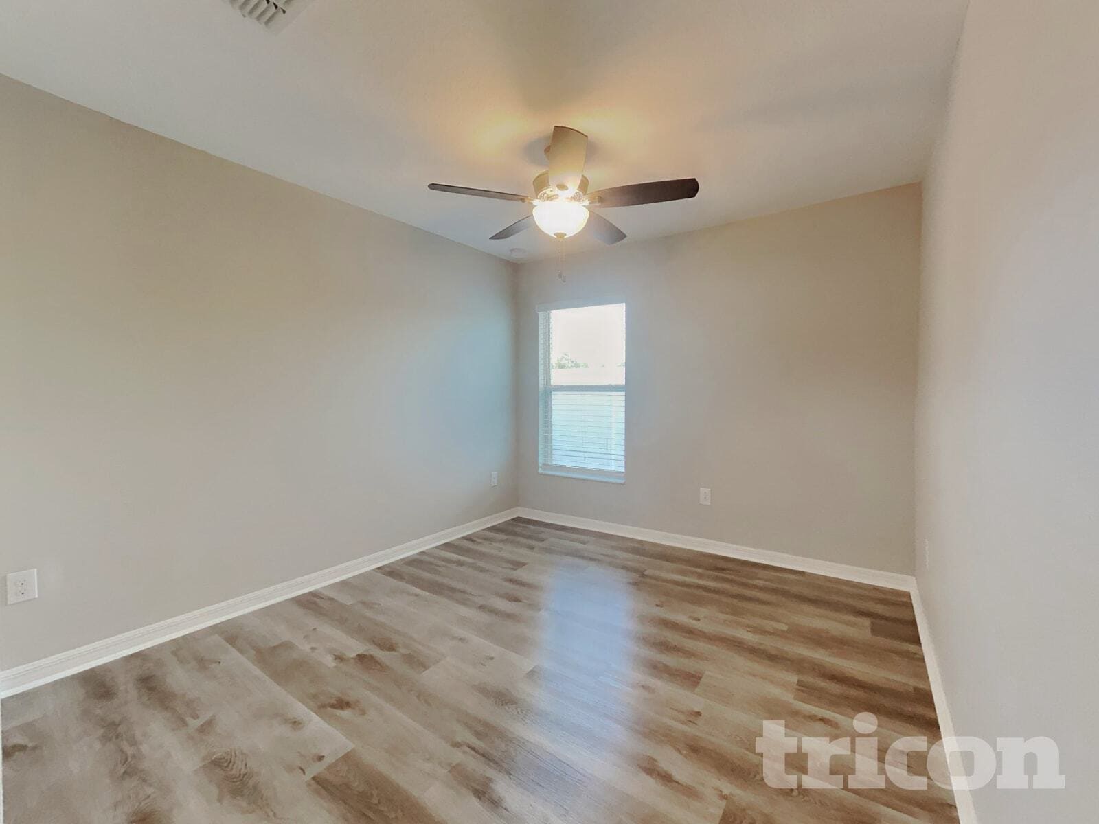 Building Photo - 10401 Carloway Hills Dr