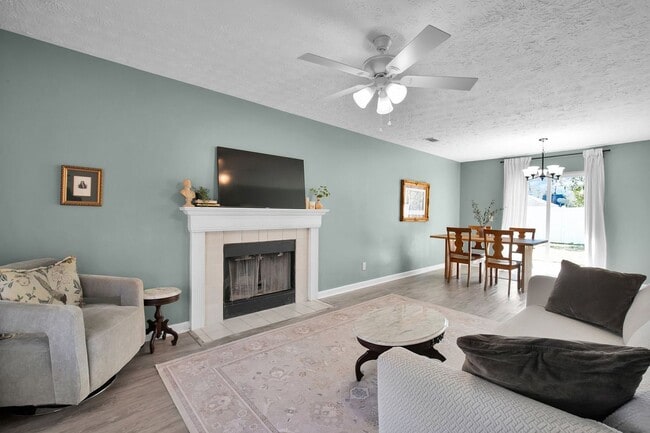 Building Photo - 234 Bordeaux Ln