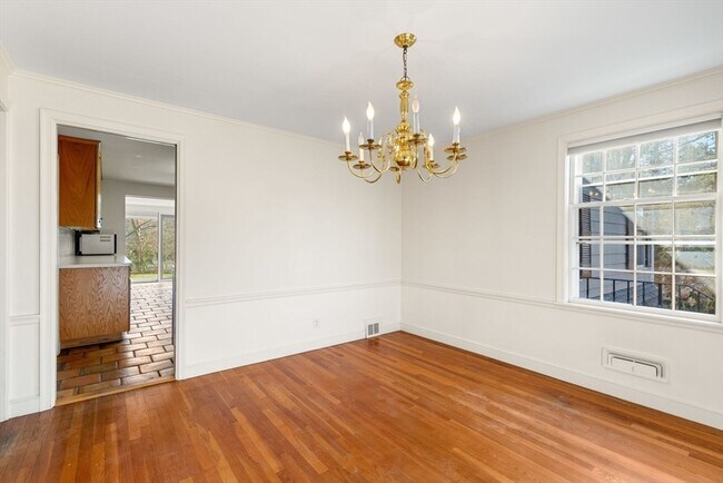 Building Photo - 68 Westgate