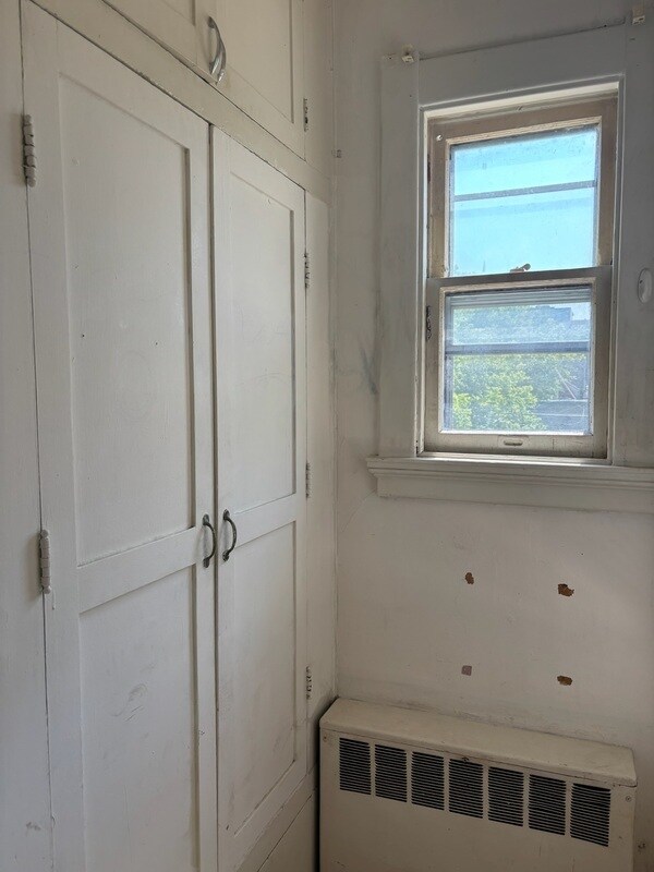 Building Photo - 125 E Gorham St