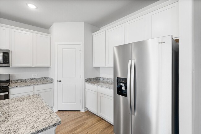 Building Photo - 16743 Needlepoint Dr