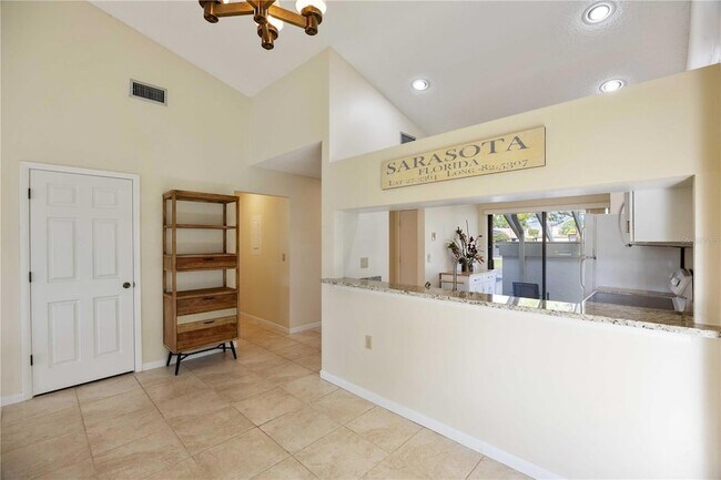 Building Photo - 5370 Myrtle Wood