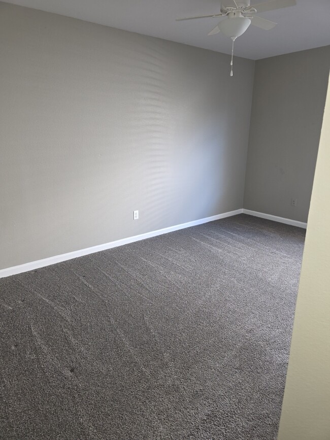 Building Photo - 108 Hidden Sunset Dr