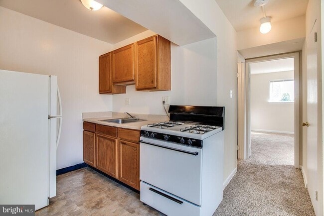 Building Photo - 5124 Astor Pl SE