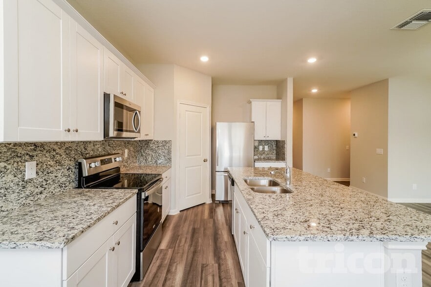 Building Photo - 7411 Boa Holw