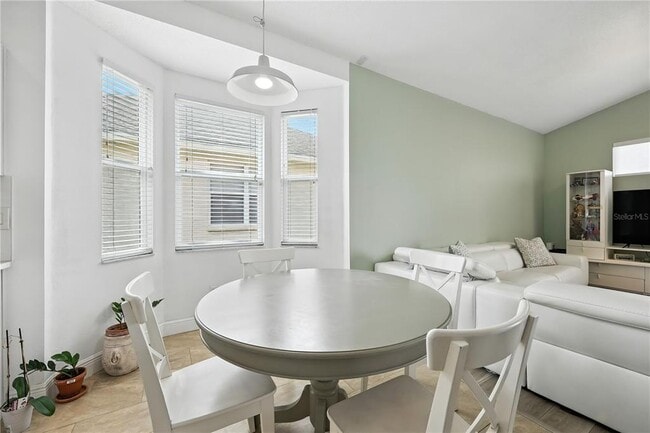 Building Photo - 13201 Luxbury Loop