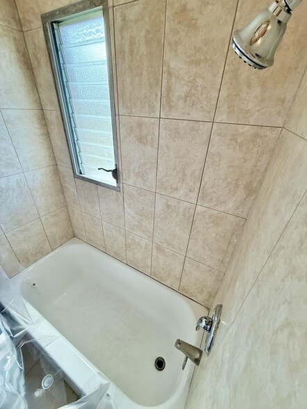 Building Photo - 12086 105th St