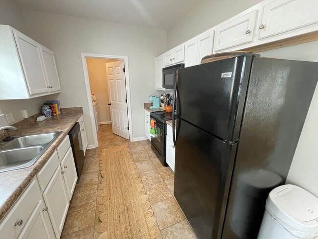 Building Photo - 3BR/3.5BA For Rent