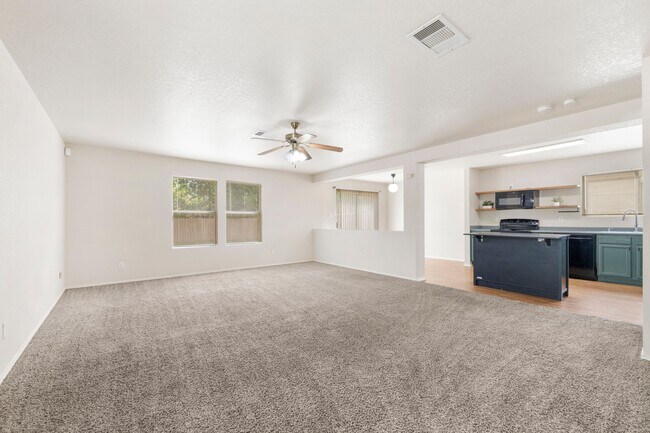 Building Photo - 10034 Southern Sun