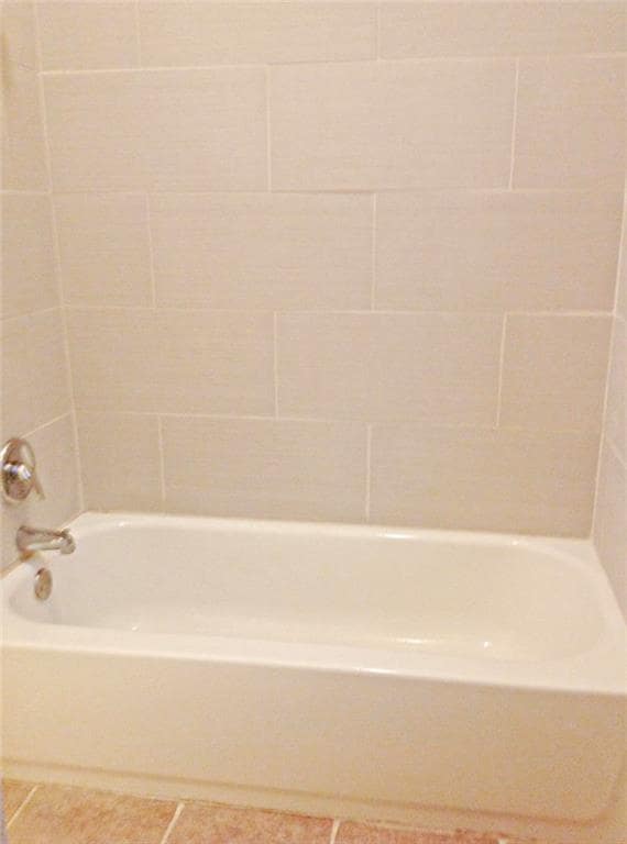 Building Photo - 218 Barfield Ave SW