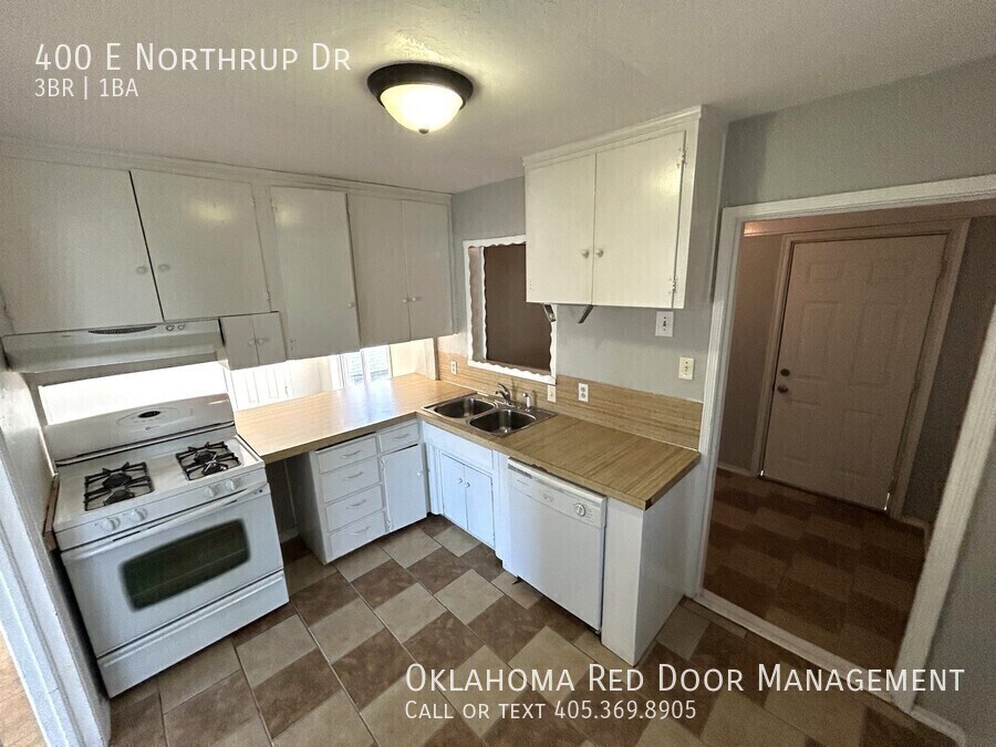 Building Photo - 400 E Northrup Dr