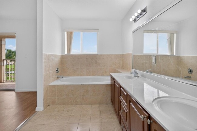 Building Photo - 5732 SW 162nd Pass