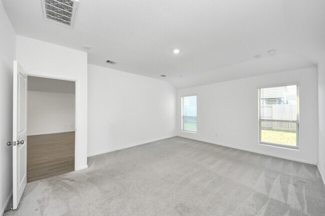 Building Photo - 30327 Tall Fescue Dr