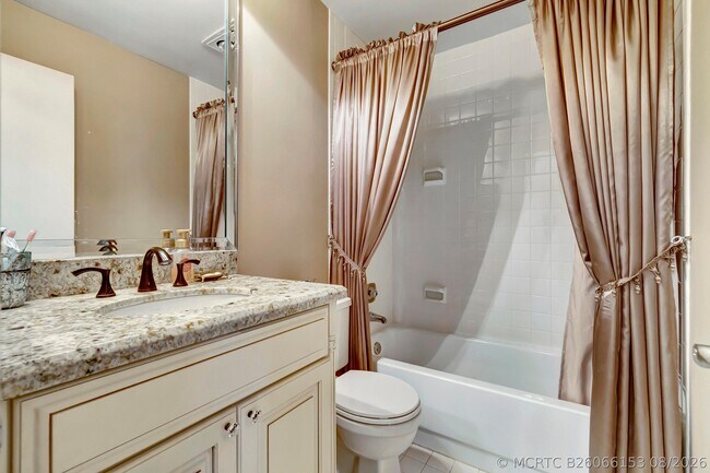 Building Photo - 5943 Areca Palm Ct