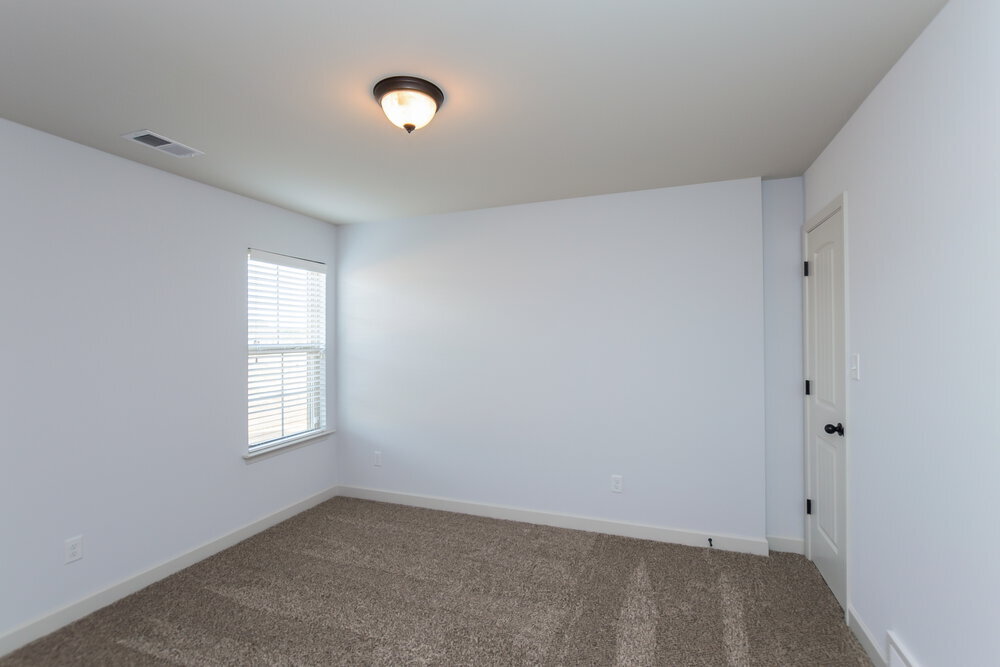 Building Photo - 3363 Hill Valley Ln