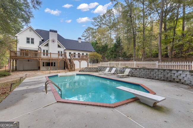 Building Photo - 135 Handshaker Ct