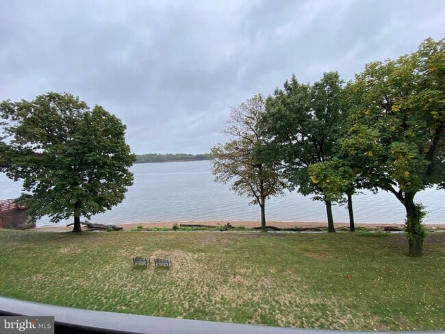 Building Photo - 5100 Convent Ln