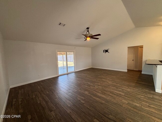 Building Photo - 5127 Stewart Dr