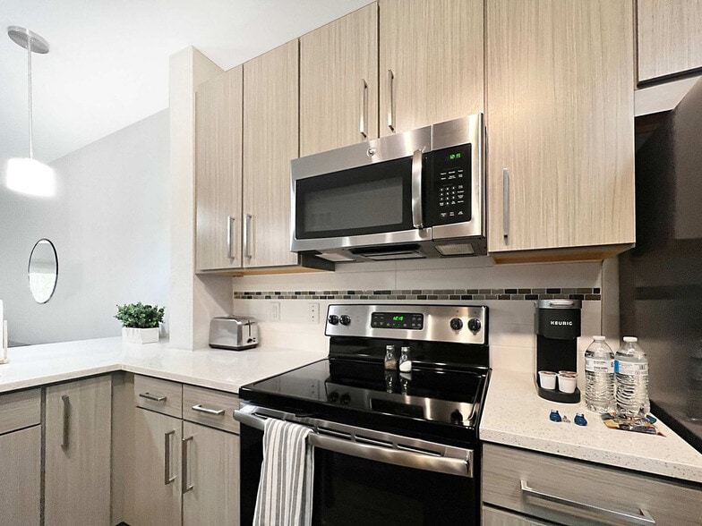 Building Photo - 124 S Morgan St