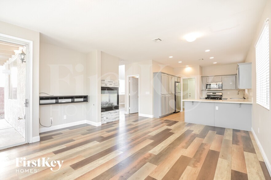 Building Photo - 9153 Black Slate St