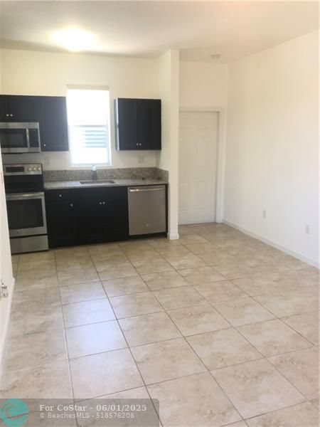 Building Photo - 16954 SW 90th St