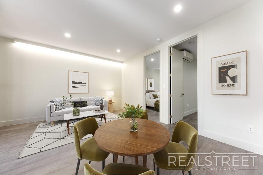 Building Photo - NO FEE! Modern New 2 Bed in Park Slope