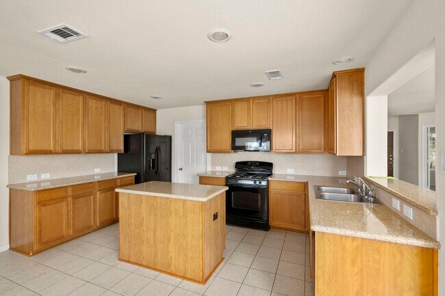 Building Photo - 18211 Palisade Rock Ct