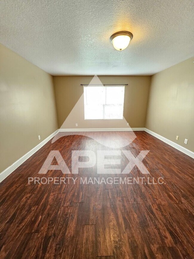 Building Photo - MOVE-IN SPECIAL,NO RENT TIL APRIL 1ST! - AVALON APARTMENT HOMES - 2BD - 1BA Apartment off Topside...