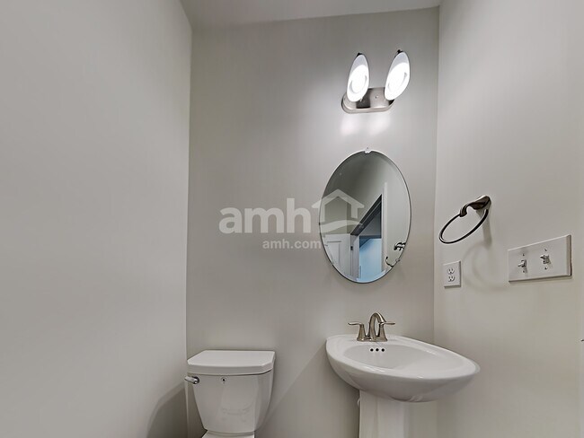 Building Photo - 5010 Franks Creek Way