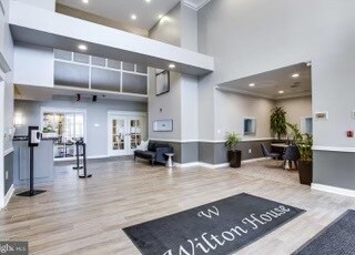 Building Photo - 2726 Gallows Rd