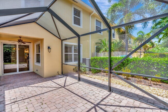 Building Photo - 4559 Cadiz Cir