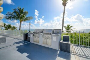Building Photo - 3301 S Ocean Blvd