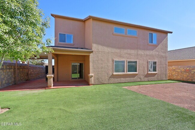 Building Photo - 363 Duskwood St