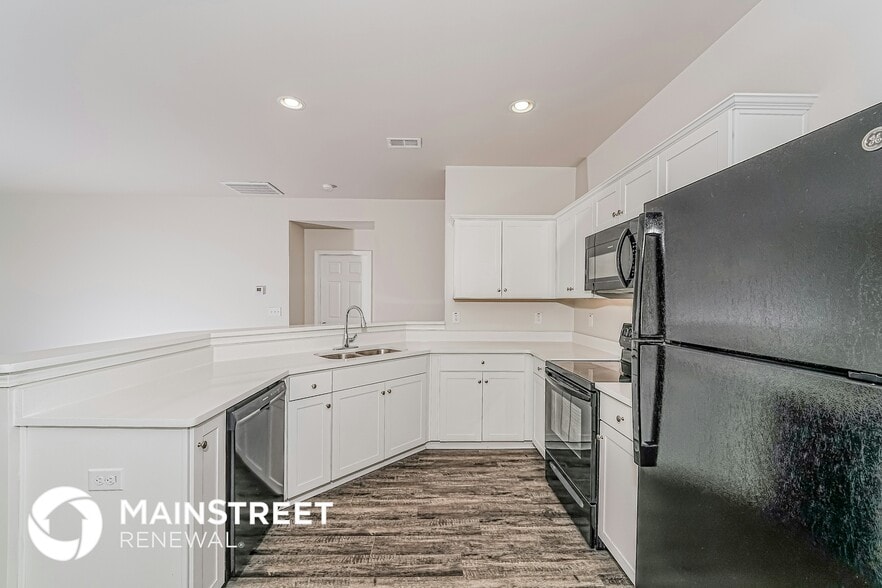 Building Photo - 136 Hunters Cv