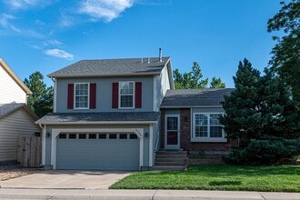 Building Photo - Wonderful 4-bed, 3-bath home adjacent to walking paths and parks