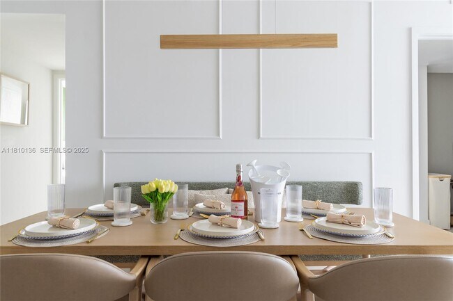 Building Photo - 159 NE 6th St