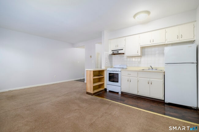 Building Photo - 445 Hope St