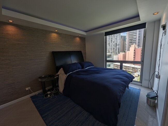 Building Photo - 469 Ena Rd