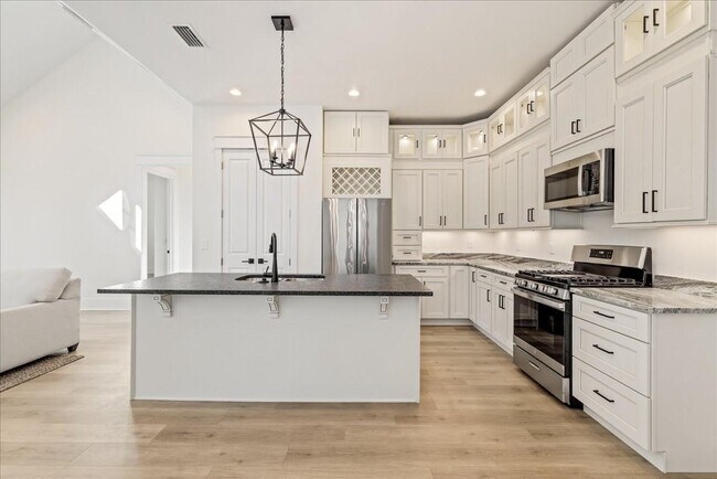 Building Photo - 4028 Poets Trl