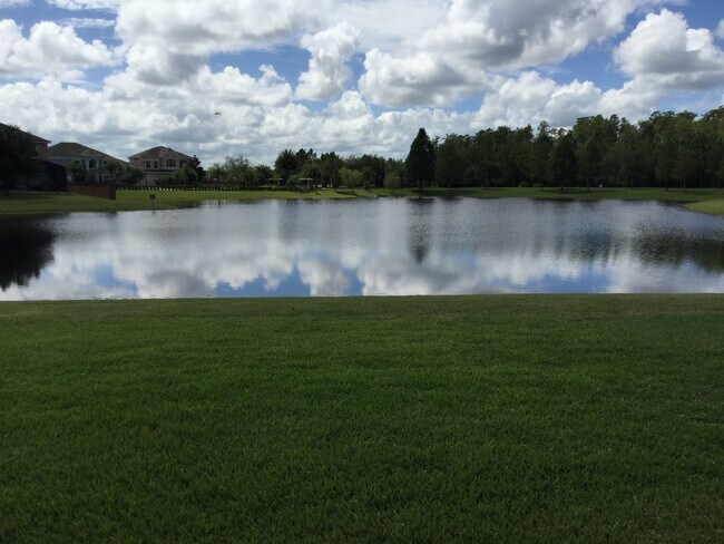 Building Photo - BRISTOL ESTATES 4 BEDRROM, 4 BATHROOMS, 3 CAR GARAGE HOUSE