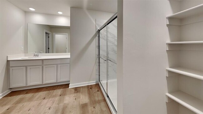 Building Photo - 2825 Otis Ln